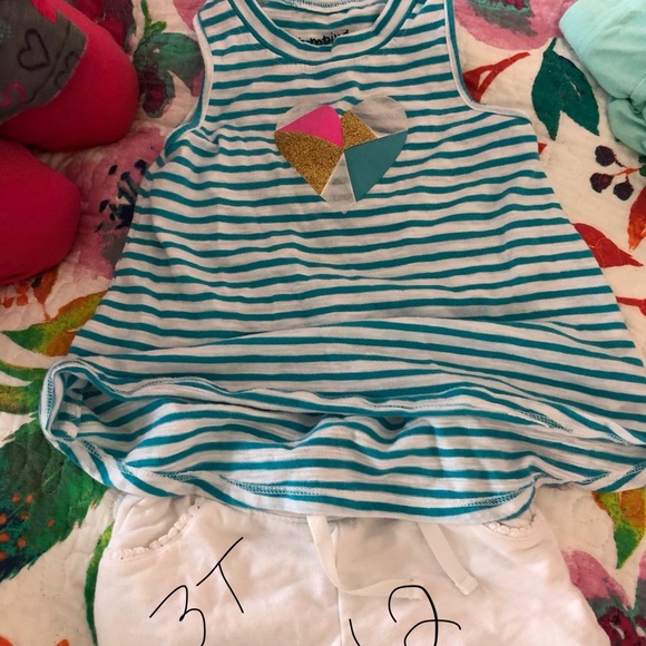 Short sets - Picture 4 of 7